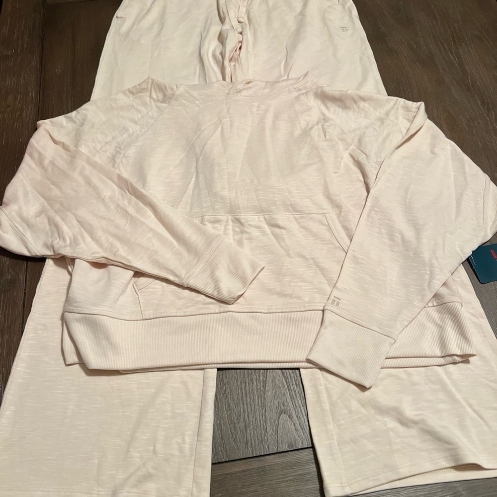 NEW!   Tommy John’s Loungewear Set. Parchment color. Size XS. COMFY.  Hoodie.